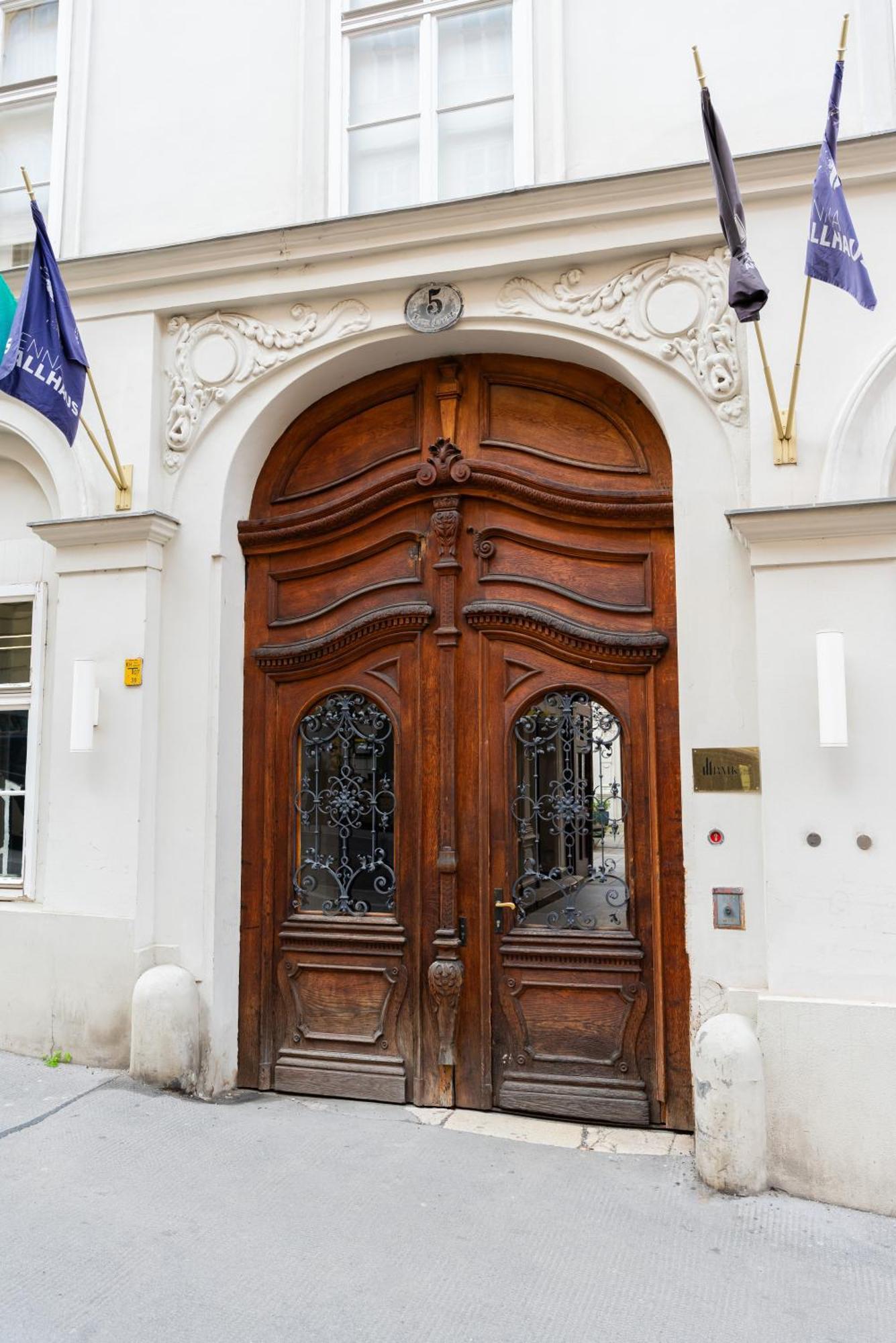 Central Living Apartments - Berggasse Vienna Exterior photo